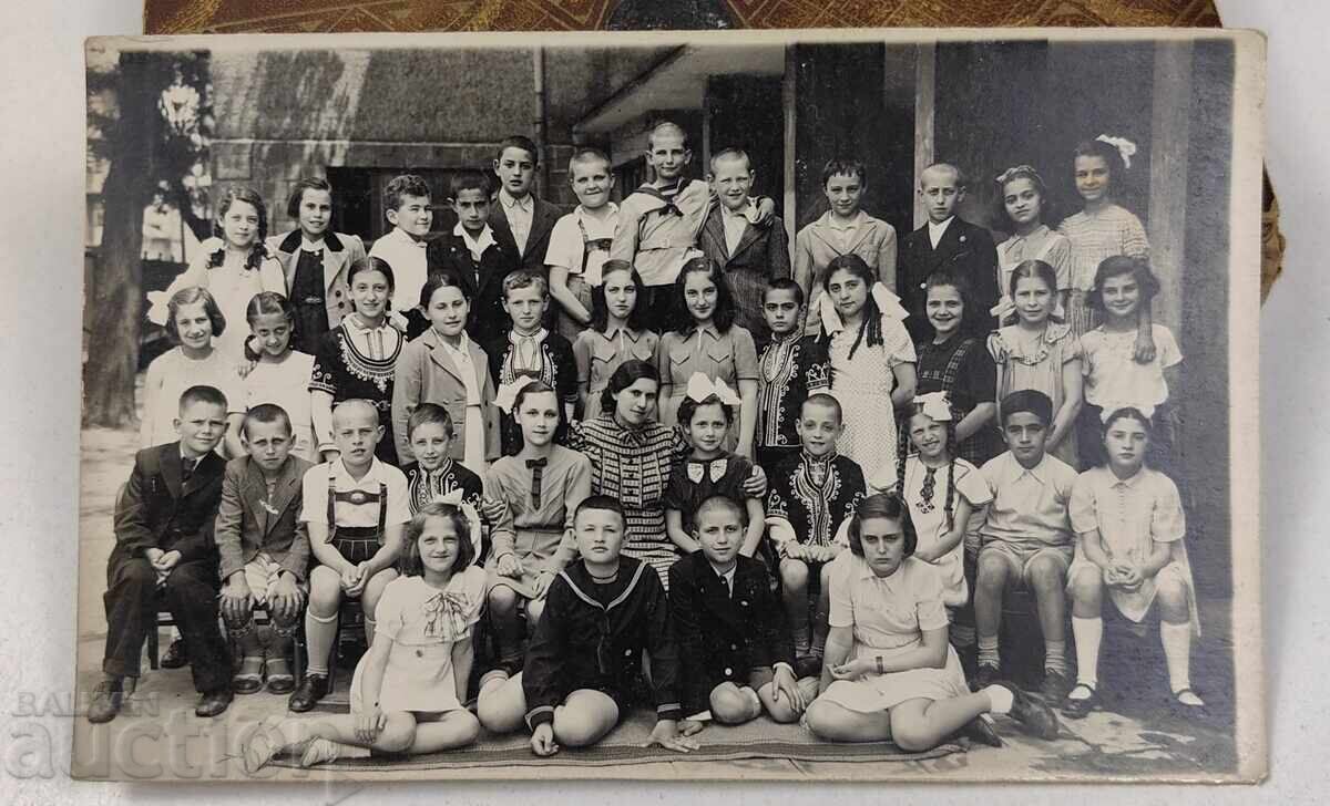 FOTOGRAFIE VECHE FOTOGRAFIE VECHE