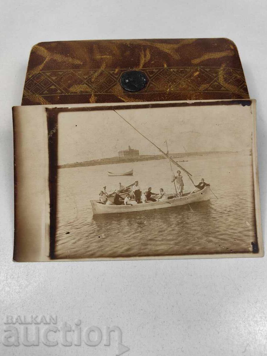 ЛОДКА МОРЕ СТАРА СНИМКА ФОТОГРАФИЯ