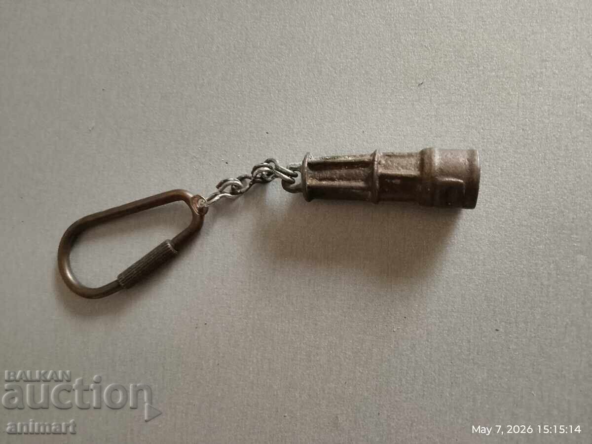 Breloc metalic, vechi, original - lampă de miner cu preț € 6.00 | 11.74 BGN