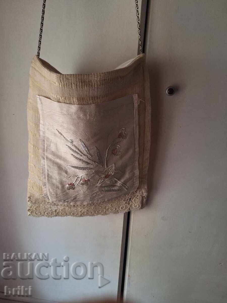 genți boho cu preț € 20.00 | 39.12 BGN genți boho cu preț € 20.00 | 39.12 BGN