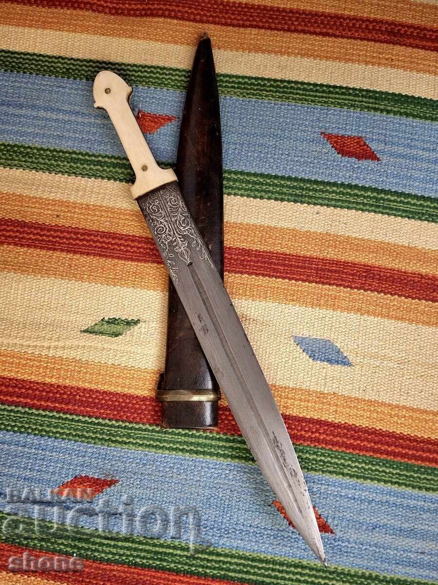 Pumnal, cuțit, iatagan, karakulak, kama, sabie - 6