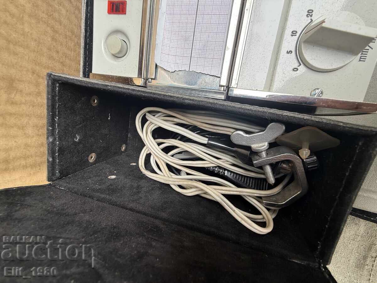 Electrocardiograf - 6 Electrocardiograf - 6