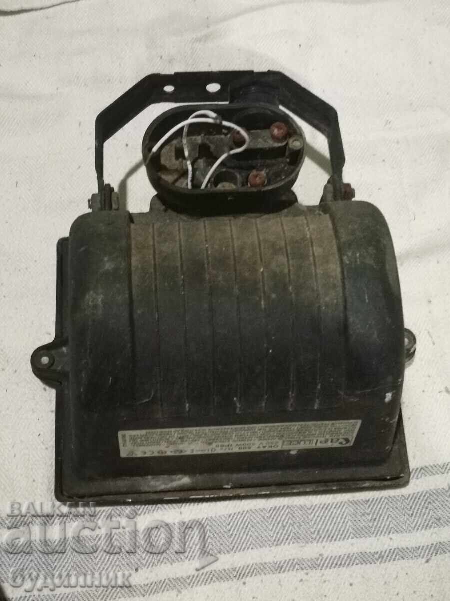 MAX 500W. Funcțional. Nu există un astfel de preț nicăieri. Preț fix. Lichidare de stoc cu preț € 9.99 | 19.54 BGN