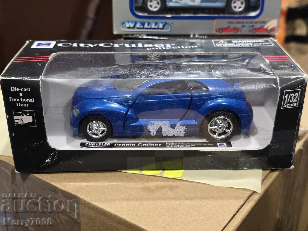 Model Chrysler Pronto Cruiser, scară 1:32, !!!