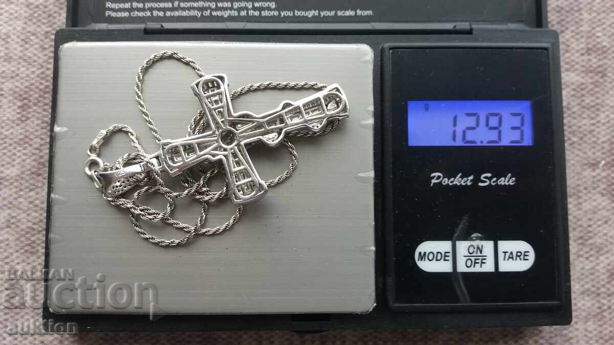 FRUMOS CRUCE DE ARGINT CU LANT - 12,93 GRAME TITLU 0,925 - 7