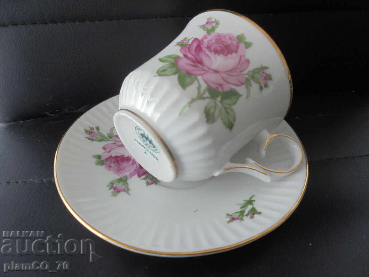 Nr. 8598 Set dublu din porțelan – ceașcă cu farfurioară - Freiberger cu preț € 6.90 | 13.50 BGN