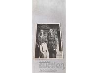 Fotografie Sofia Doi tineri într-un foaier de teatru 1942