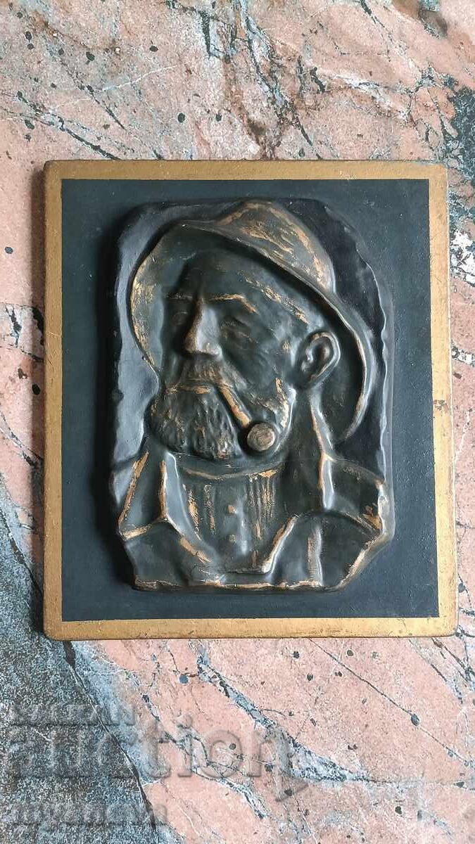 Hemingway, „Bătrânul și marea”, basorelief Hemingway, „Bătrânul și marea”, basorelief