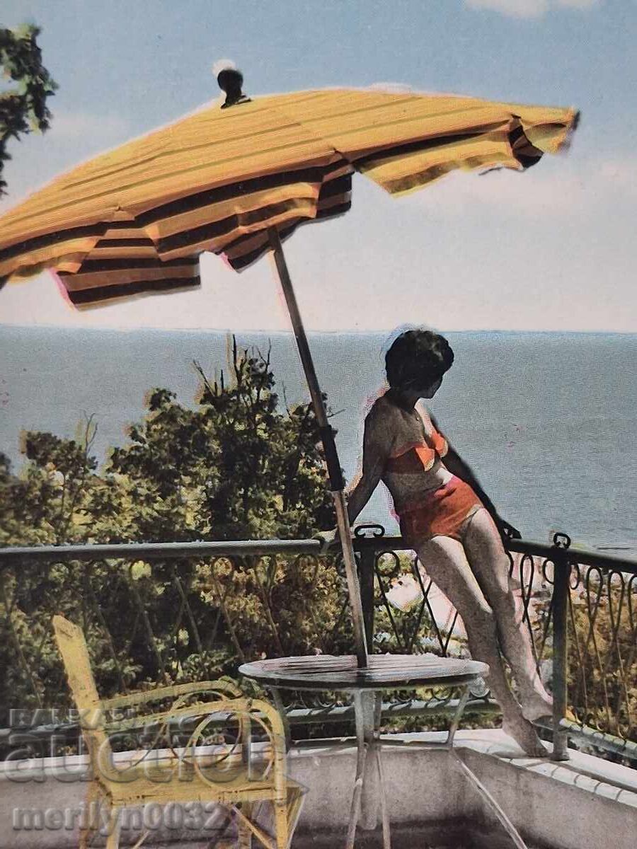 Carte poștală foto Varna 1960 Nisipurile de Aur cu preț € 12.94 | 25.31 BGN