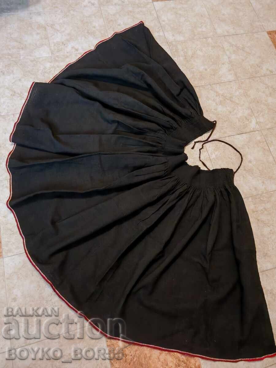 Originală, de peste o sută de ani, cămașă țărănească pentru costum popular