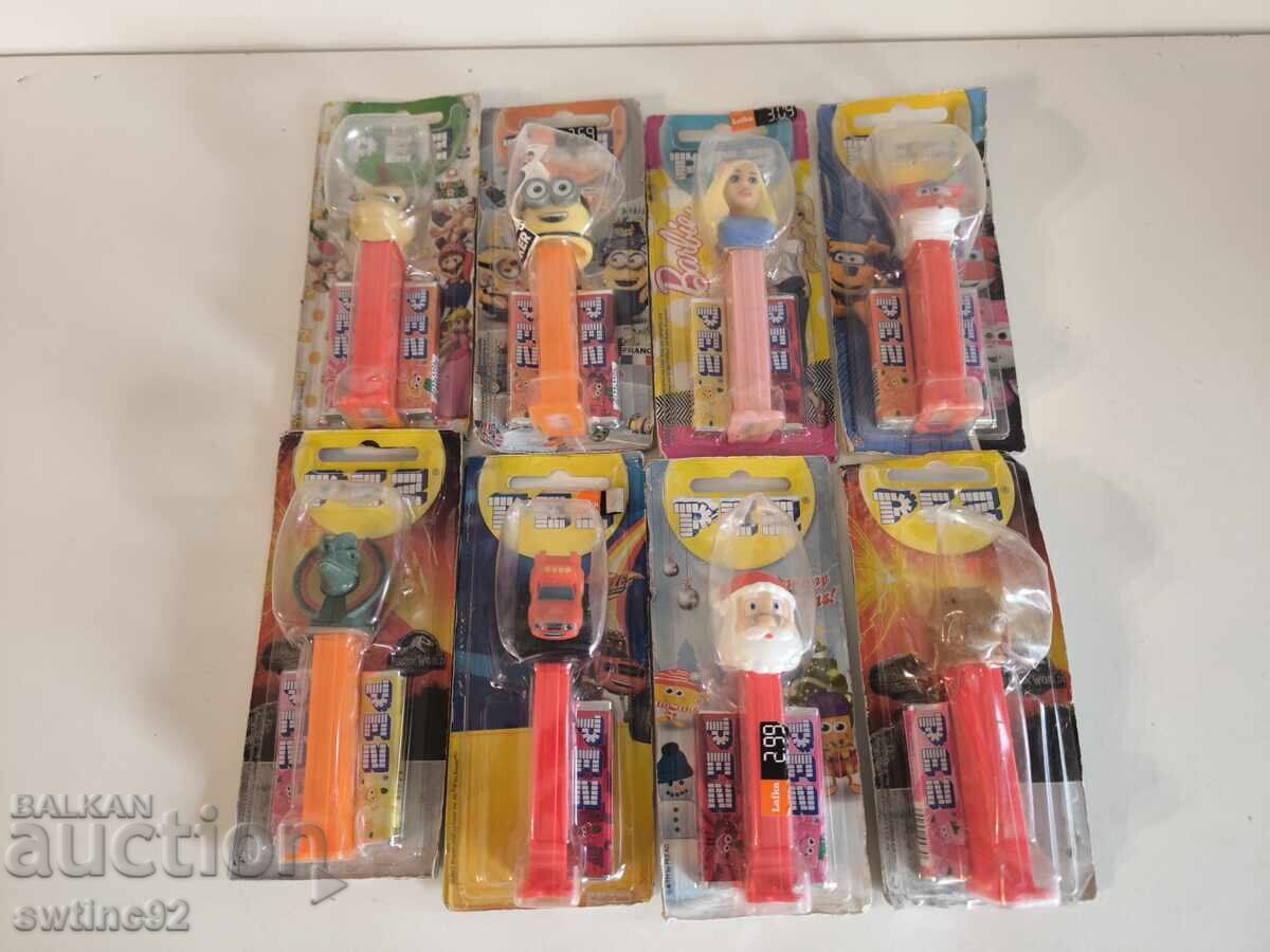 Παλιά ολοκαίνουργια Pez με φιγούρες
