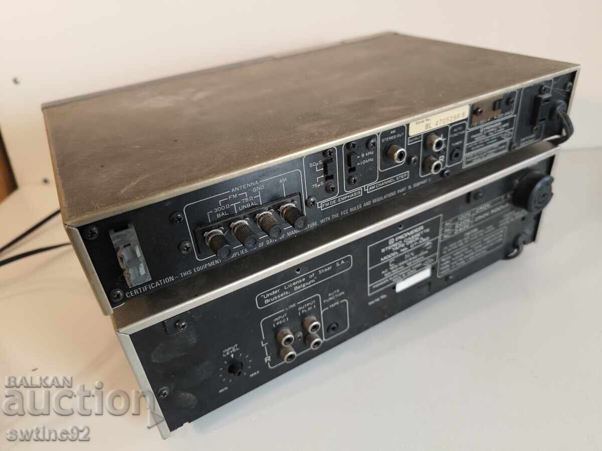 Auction  Highly collectible Pioneer synthesizer and deck