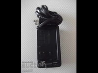 Încărcător / adaptor / "JVC - AA-V16UP" funcțional