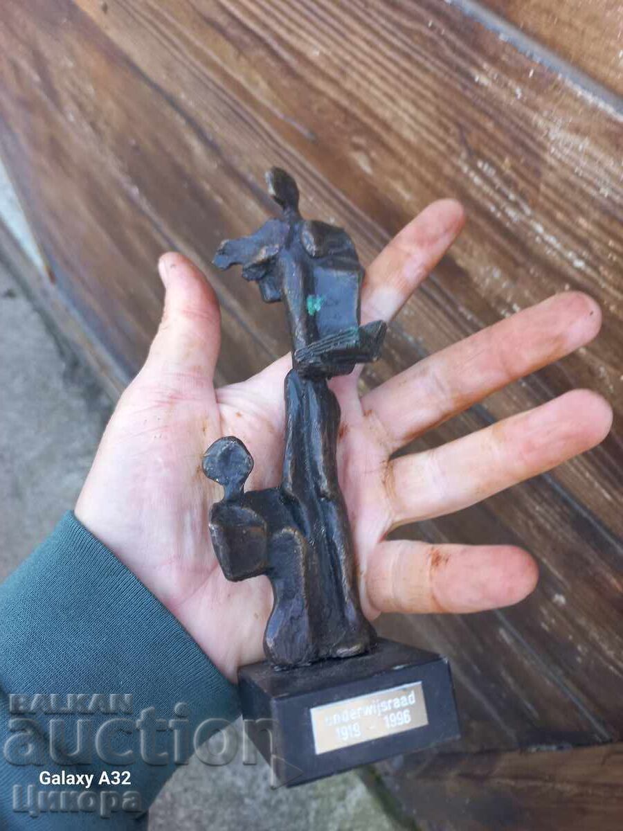 PLASTICĂ DIN BRONZ STATUETĂ FIGURINĂ