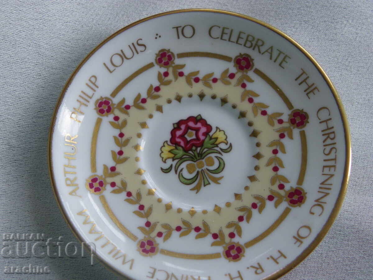 2 collectible memorial sets - 6