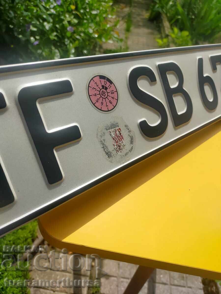 Auction Collectible car license plate Auction Collectible car license plate