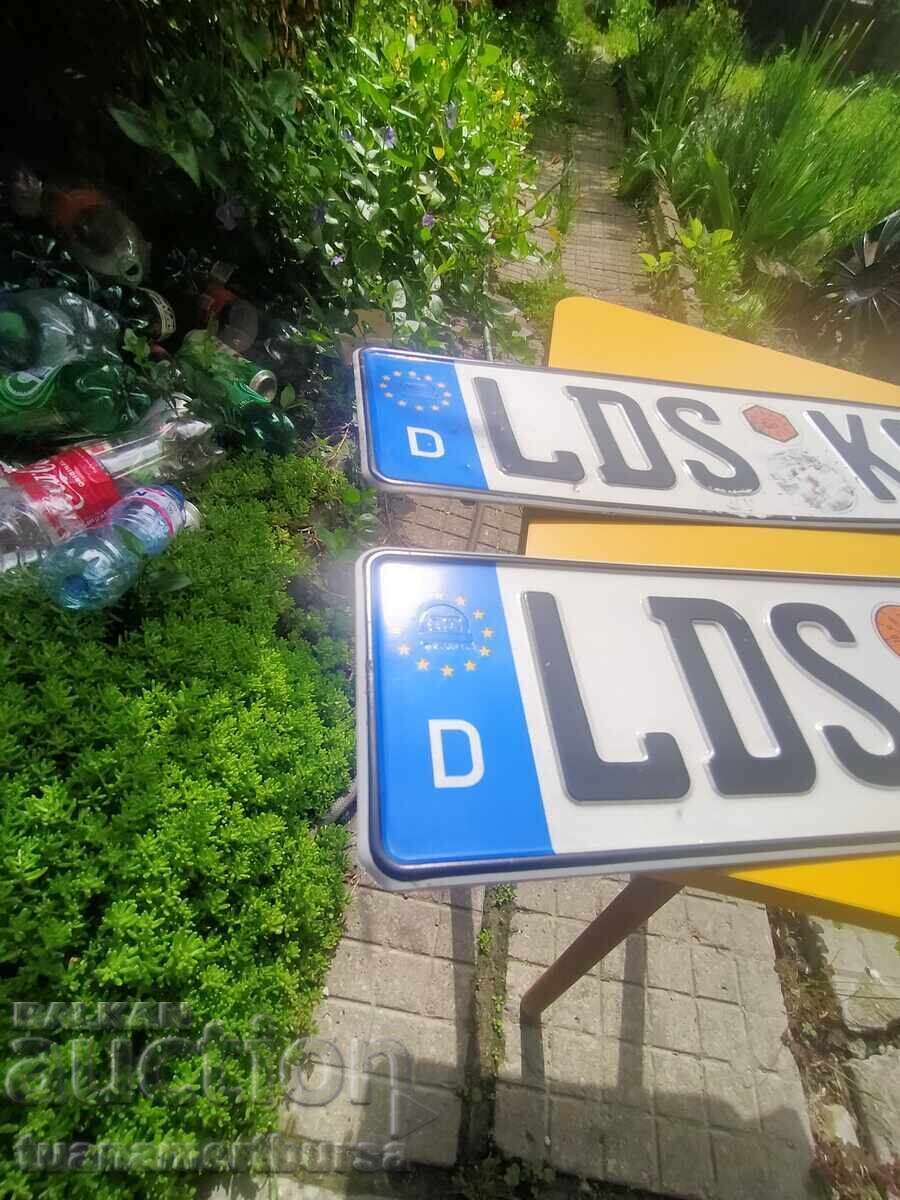 Delivery of Collectible car license plate