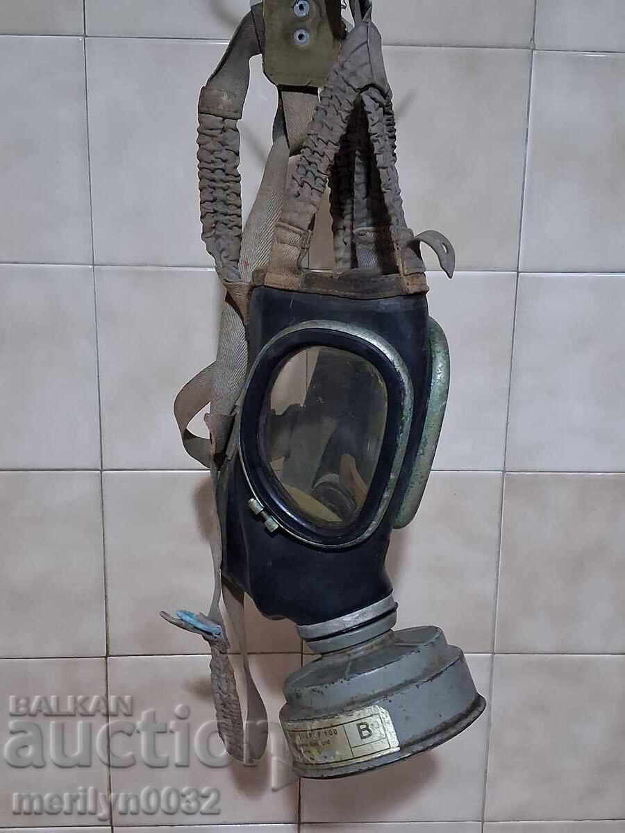 German gas mask WW1 WW2 - 6