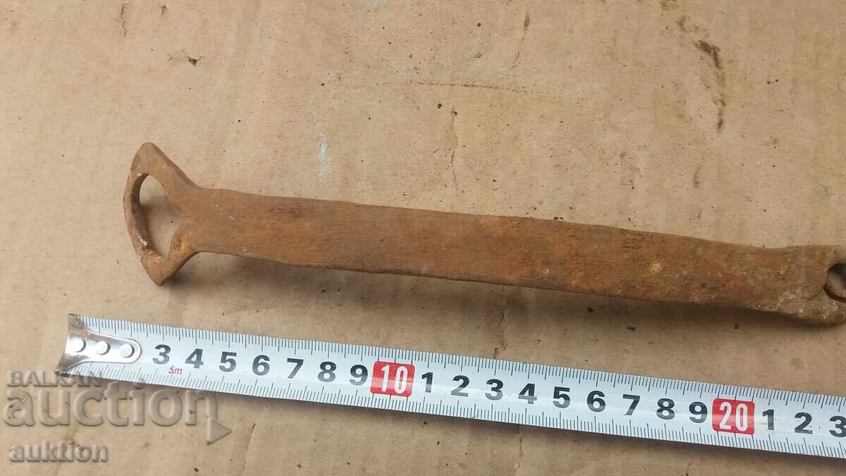 КОВАНА ВЪЗРОЖДЕНСКА ЗАКЛЮЧАЛКА ЗА ПОРТА - 5 КОВАНА ВЪЗРОЖДЕНСКА ЗАКЛЮЧАЛКА ЗА ПОРТА - 5