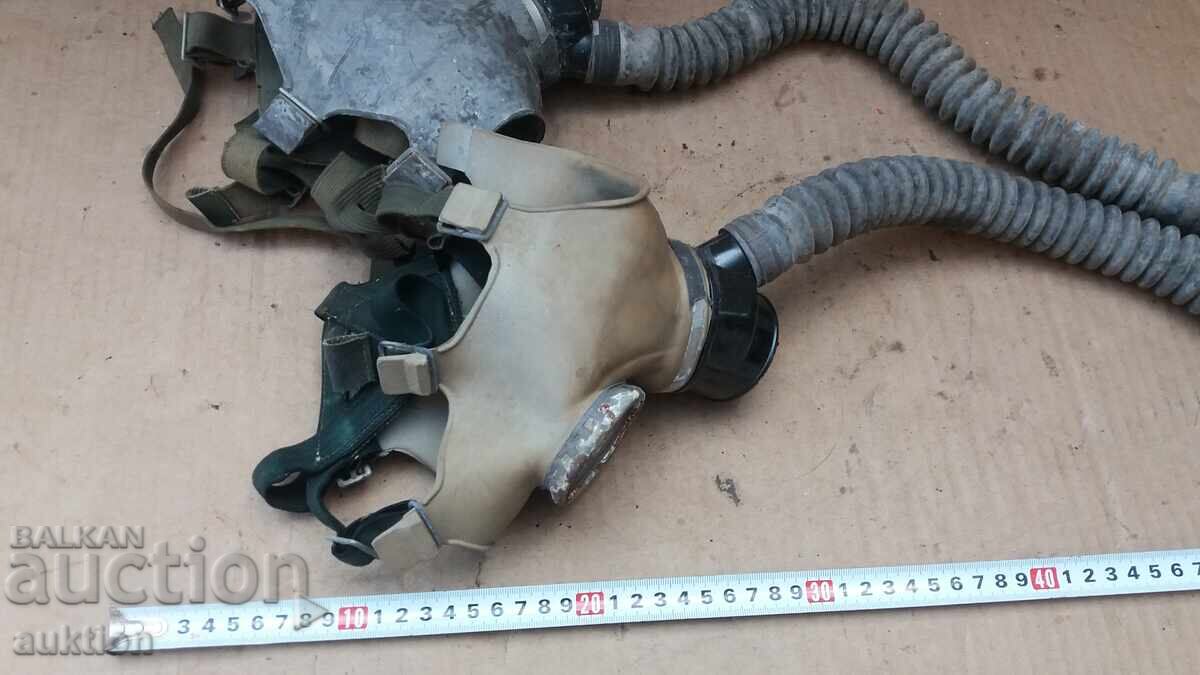 Delivery of LOT OF 2 PCS. SOVIET GAS MASKS