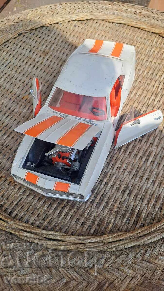 CHEVROLET CAMARO Z28 - 1/18