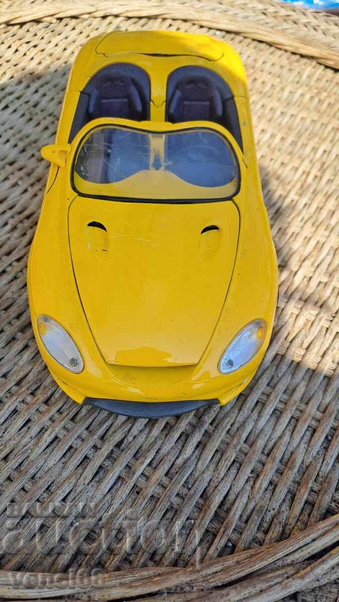 MUSTANG MACH3 - 1/18 cu preț € 25.00 | 48.90 BGN