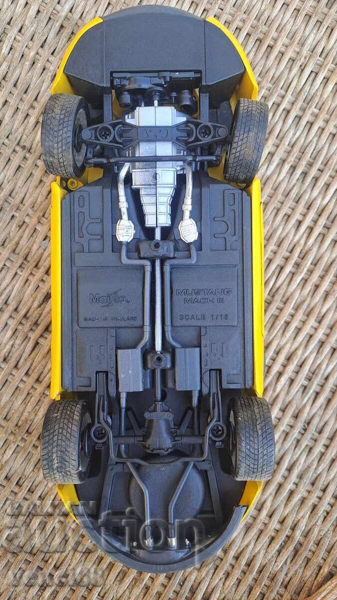 MUSTANG MACH3 - 1/18 - 6