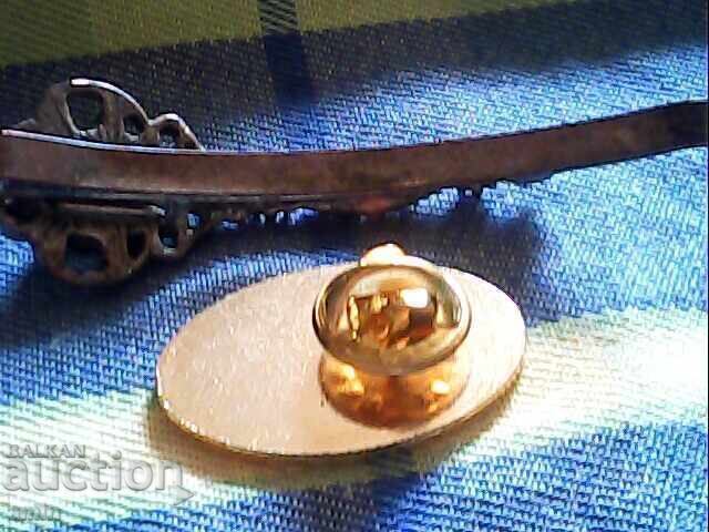 Old brooches 2pcs with gilding - 7