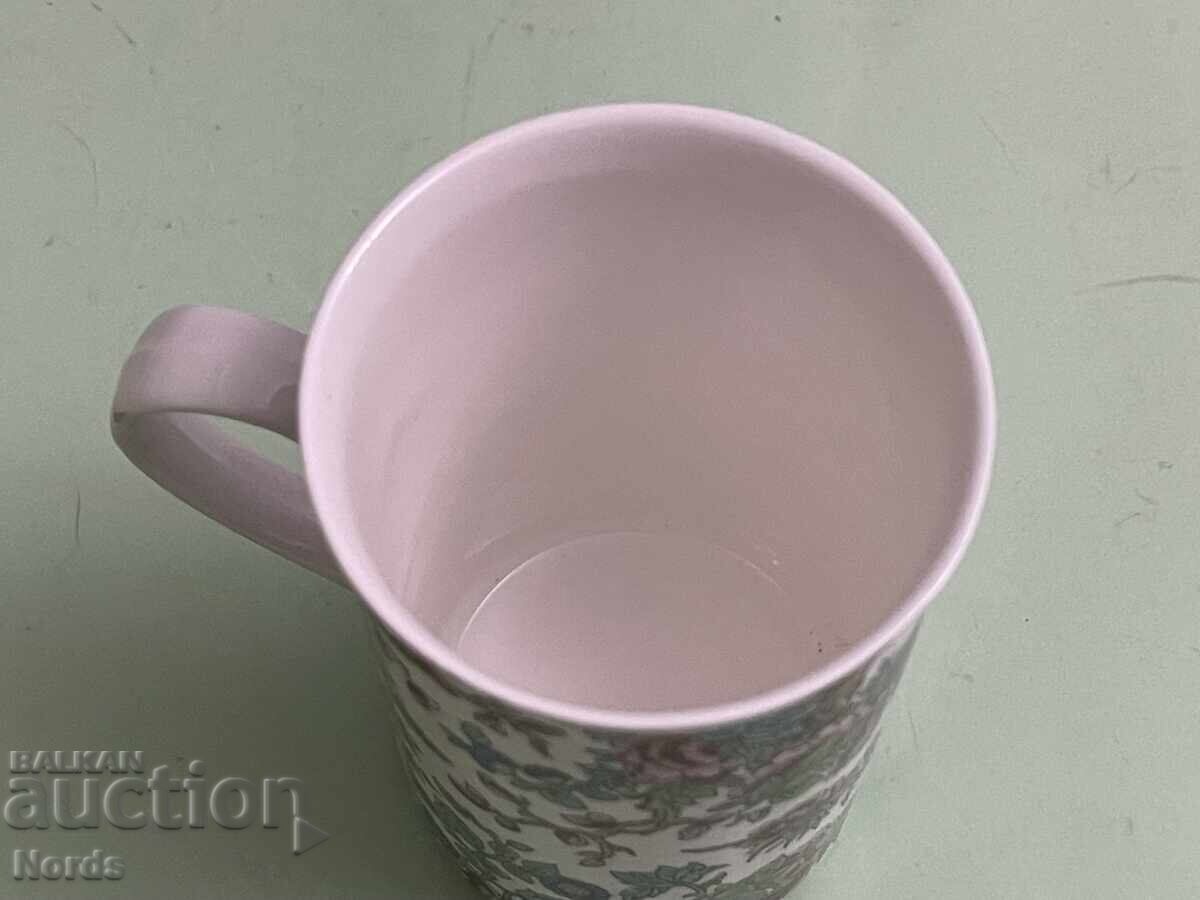Licitație Cană din porțelan frumos Mug