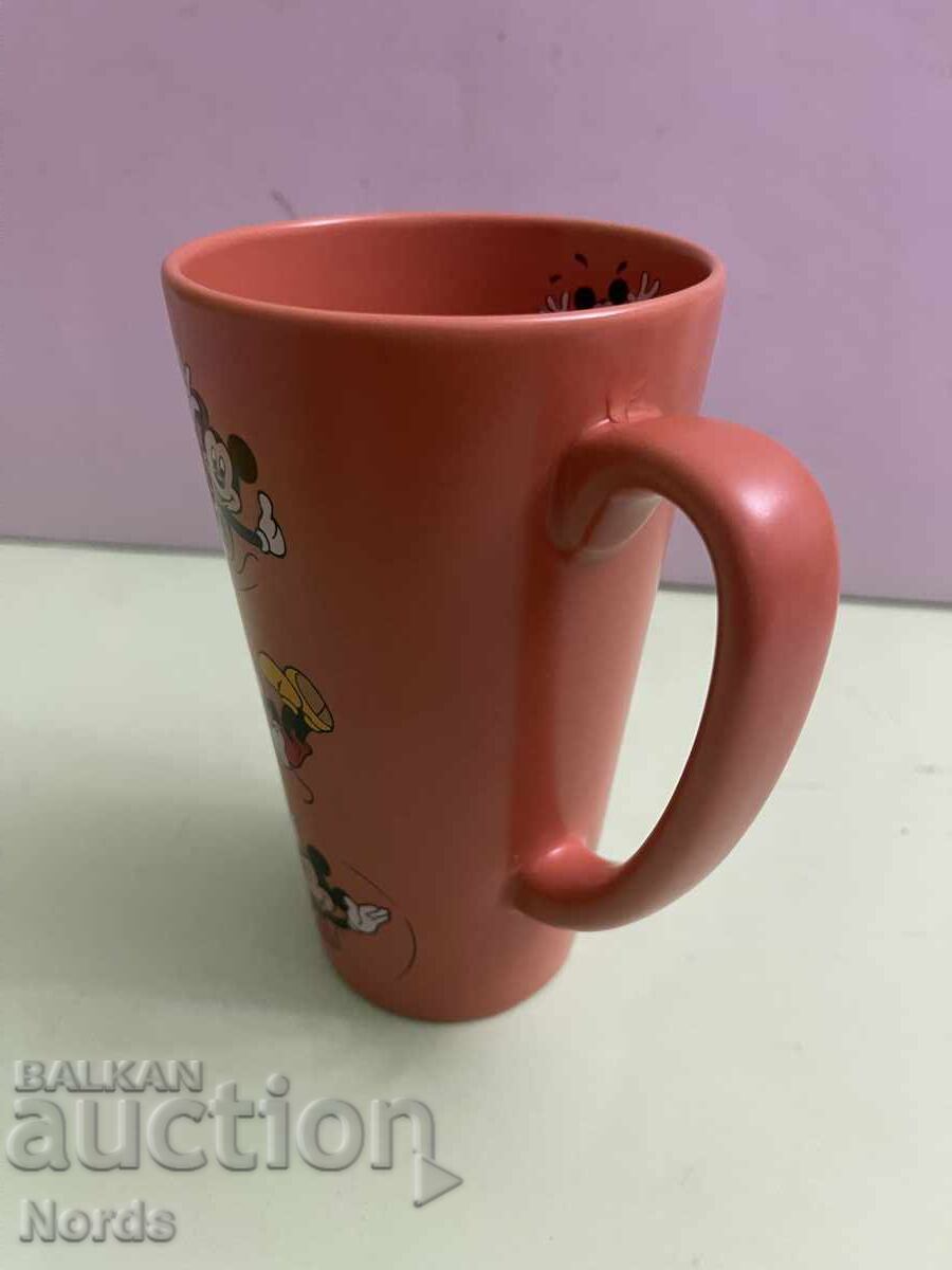 Disney Cană frumoasă din porțelan Mug cu preț € 0.01 | 0.02 BGN