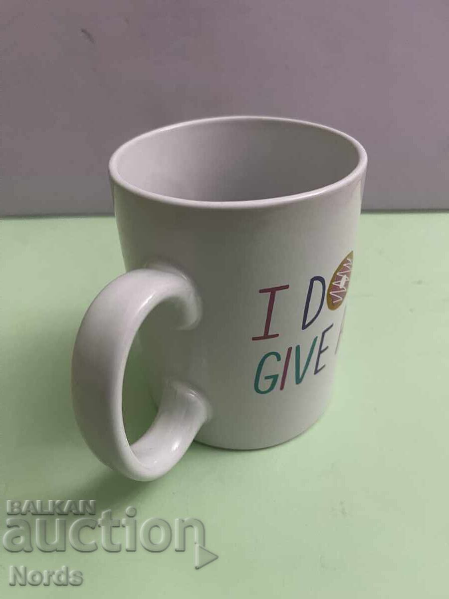 Cană mare din porțelan Mug cu preț € 0.01 | 0.02 BGN