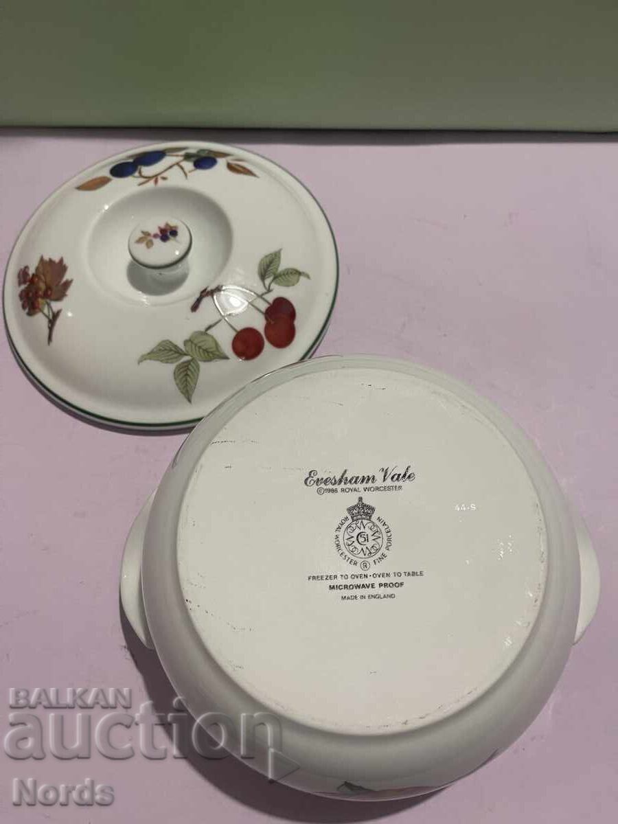 Πορσελάνινο μπολ με καπάκι Royal Worcester - 5