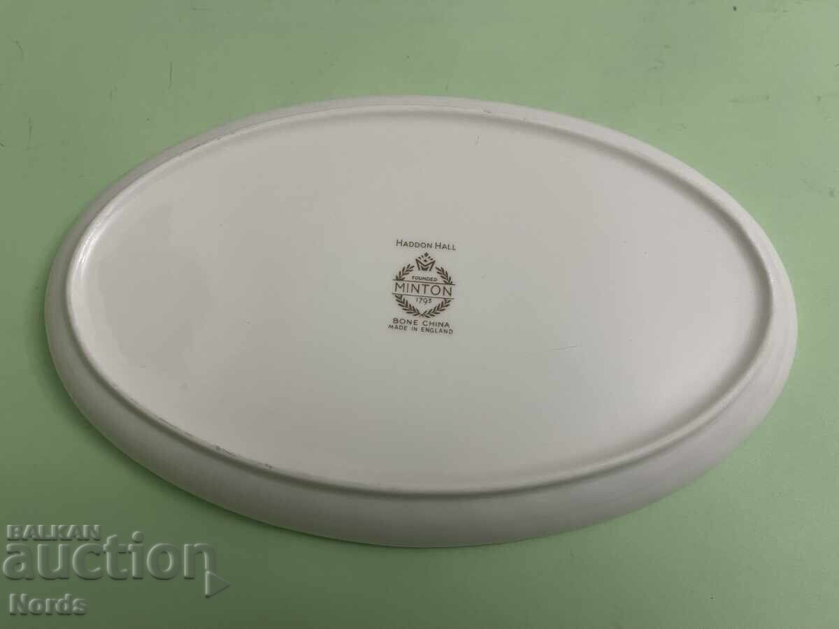 Delivery of English porcelain platter