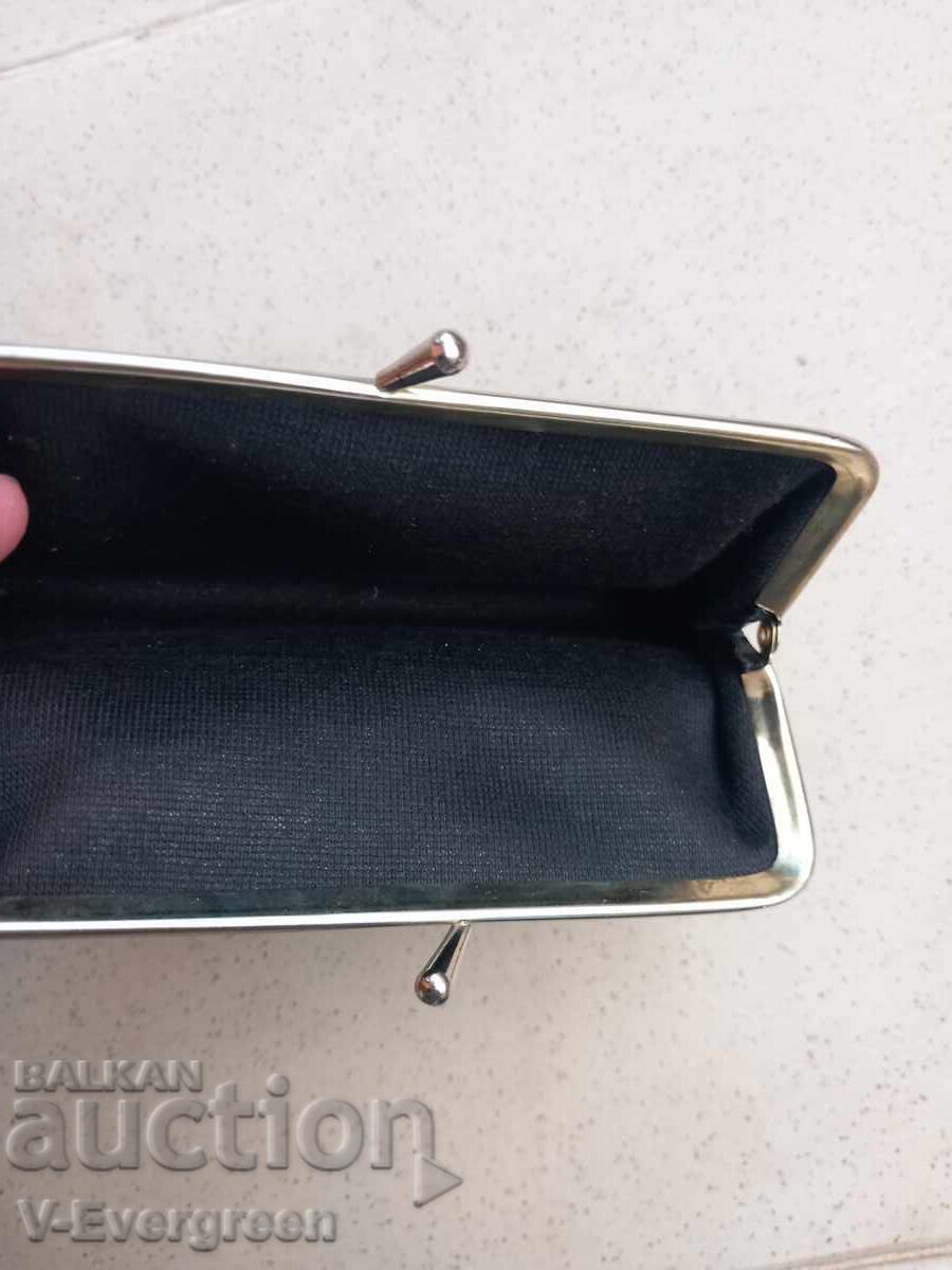 Delivery of Social wallet black clutch