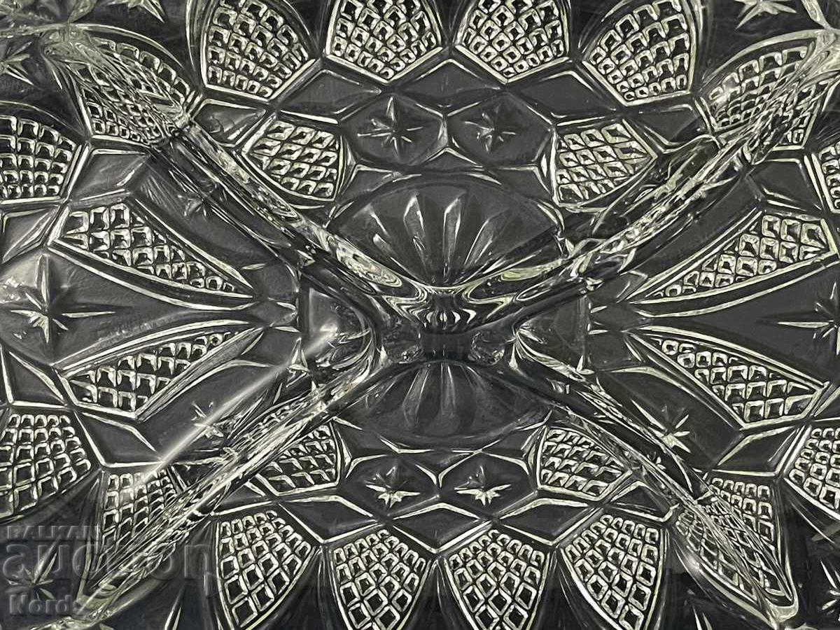Auction  Lot of glass platter and serving spoon