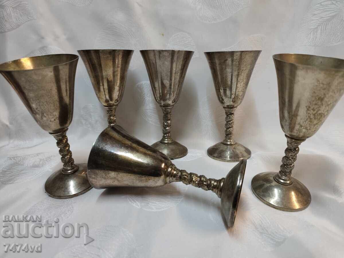 Set de 6 cupe înalte argintate cu ornamente