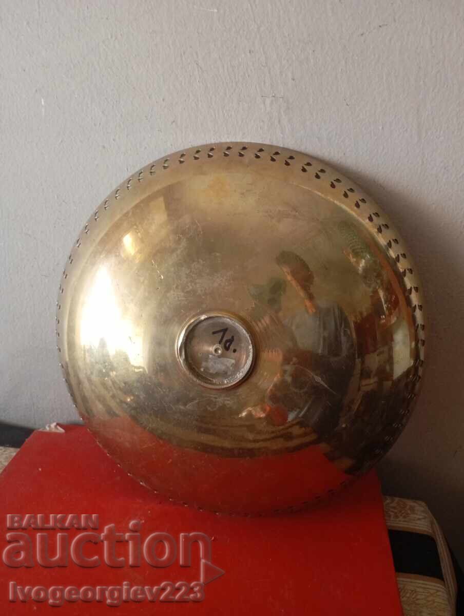 Delivery of Vintage cup, fruit bowl