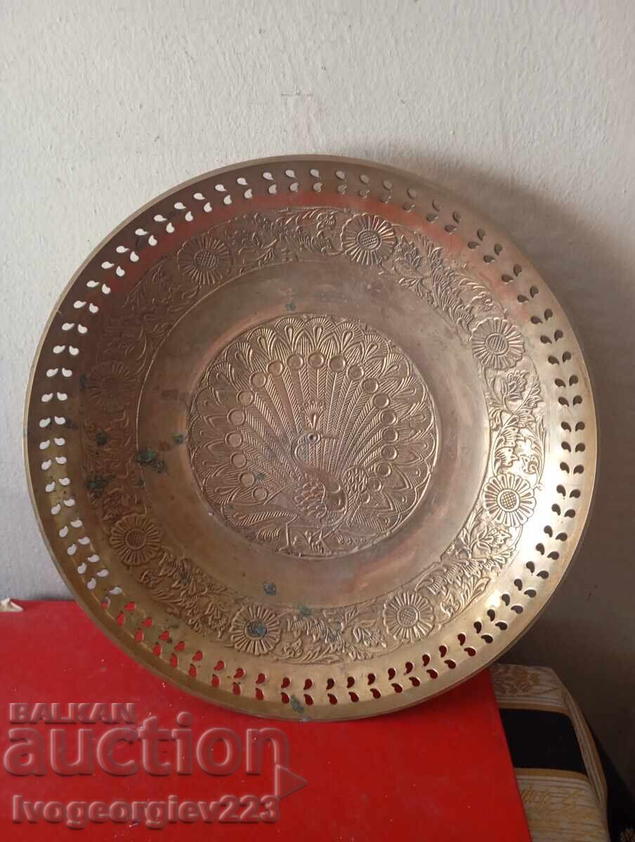 Vintage cup, fruit bowl