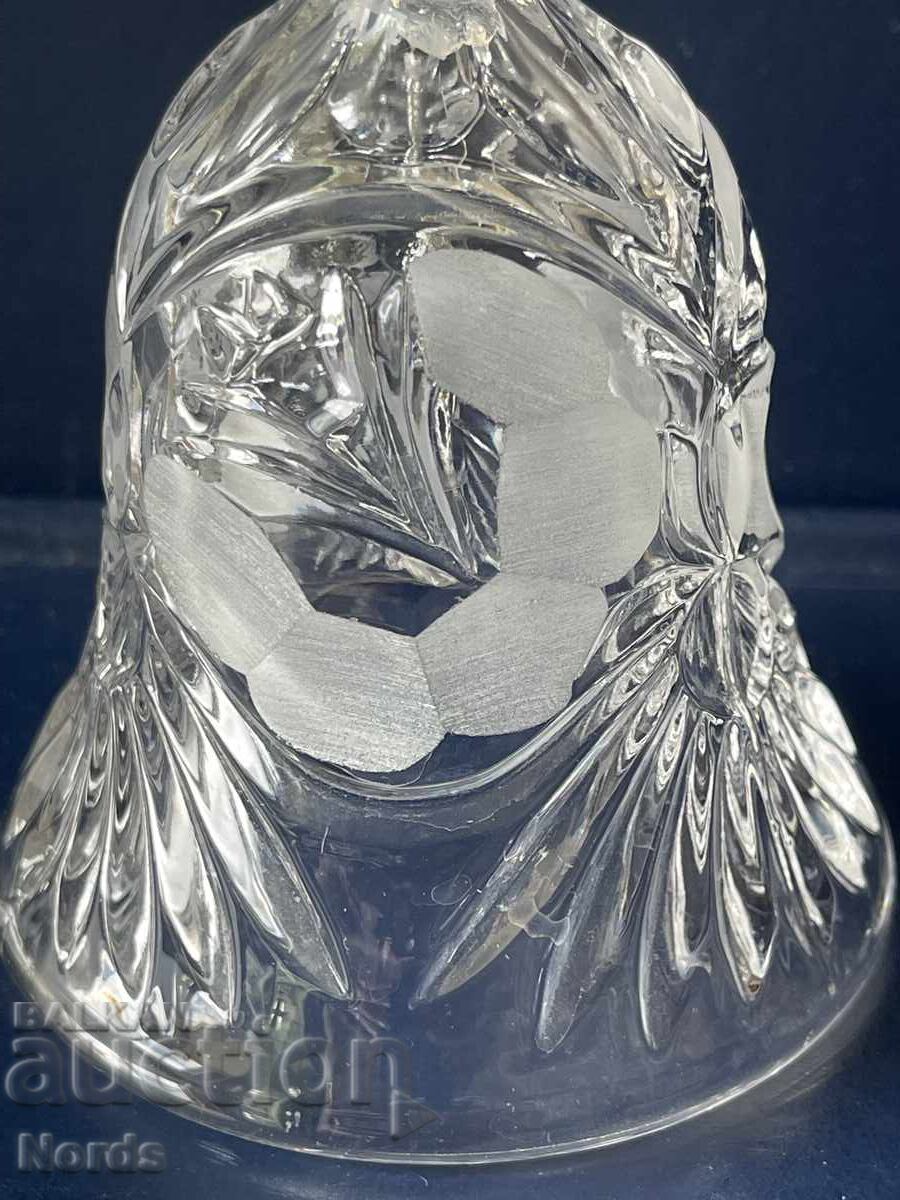 Licitație Clopot de cristal