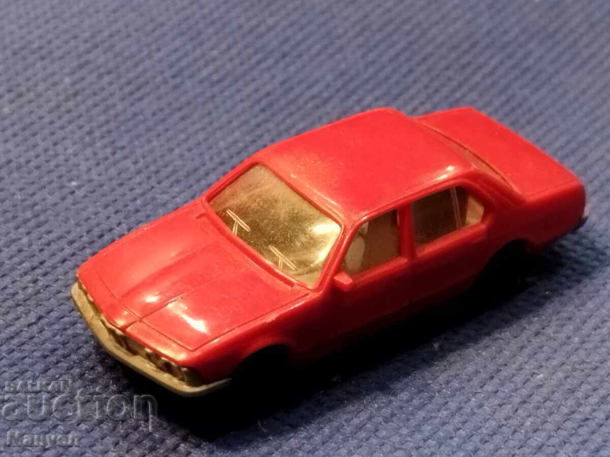 Model vechi la scară 1:87 Model vechi la scară 1:87
