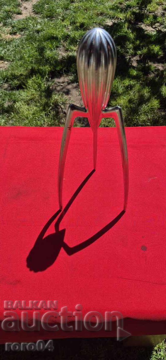 STORCĂTOR DE FRUCTE - DESIGN - Alessi