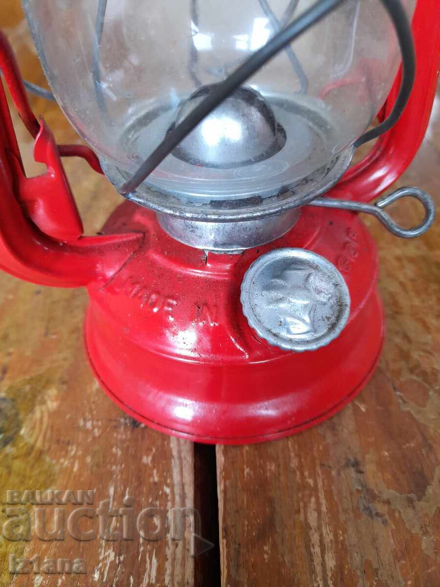 Delivery of Old BAT gas lantern Delivery of Old BAT gas lantern