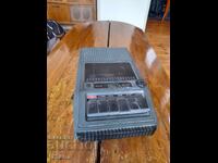 Vechi casetofon Electown