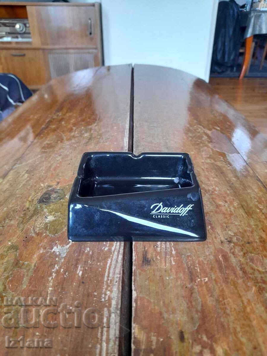 Пепелник Davidoff