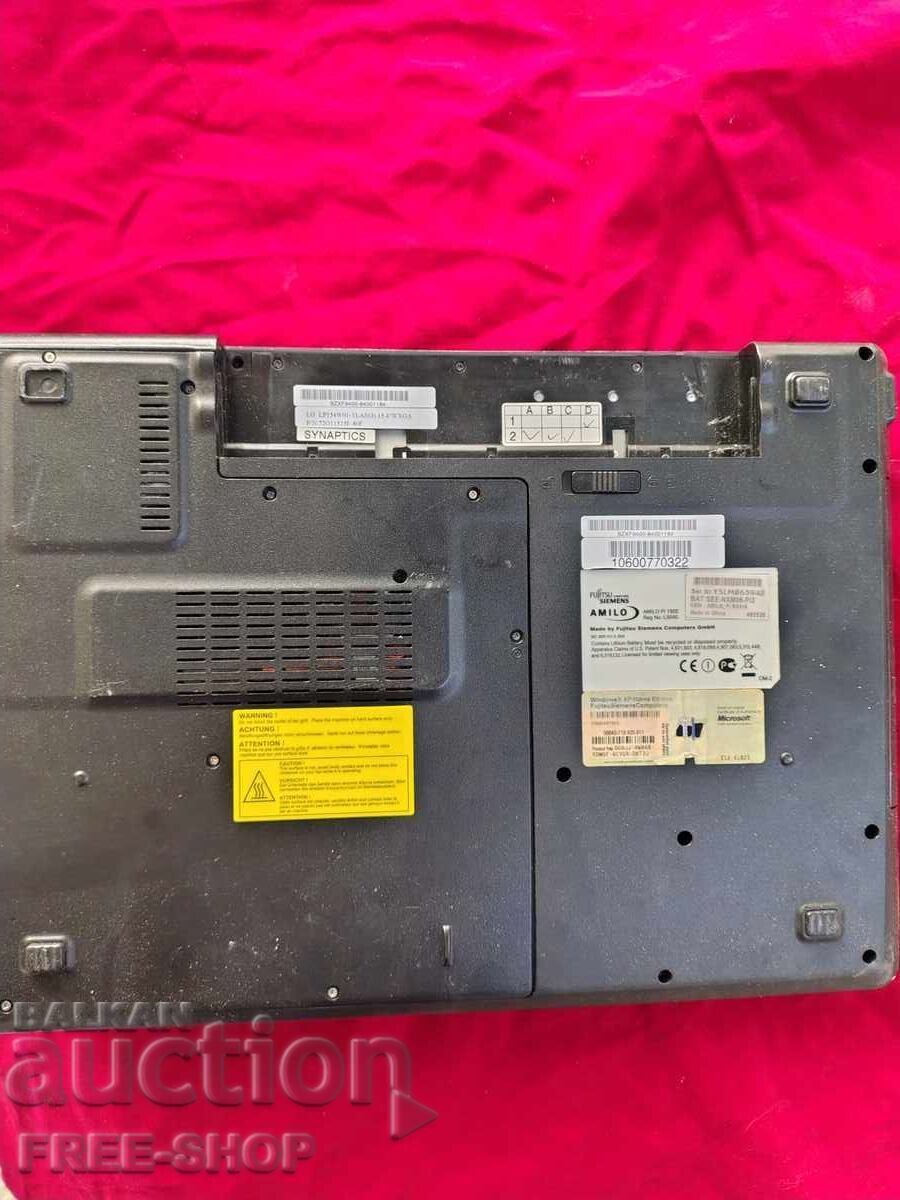 Licitație Laptop-nu a fost testat dacă funcționează (pentru piese)