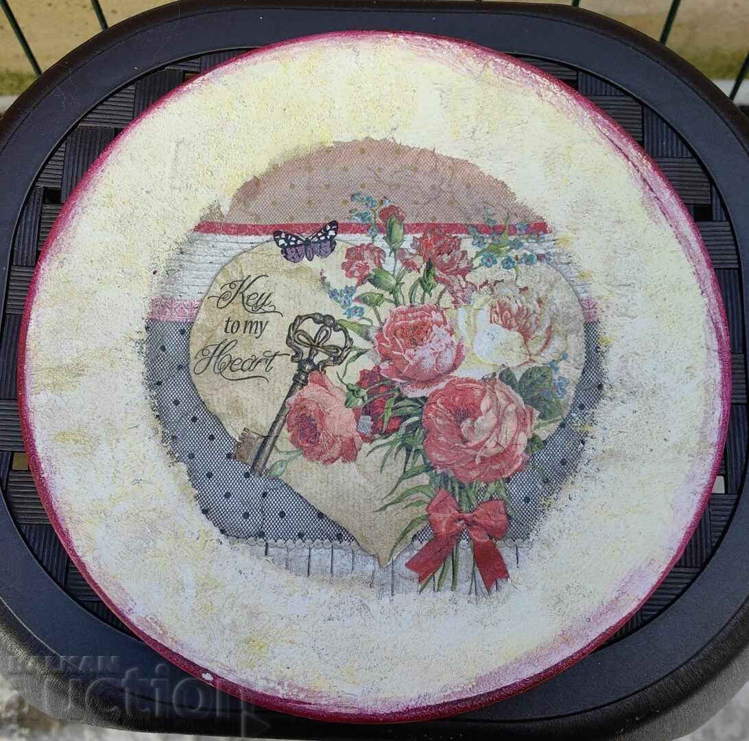 PLATĂ DE PORCELAN