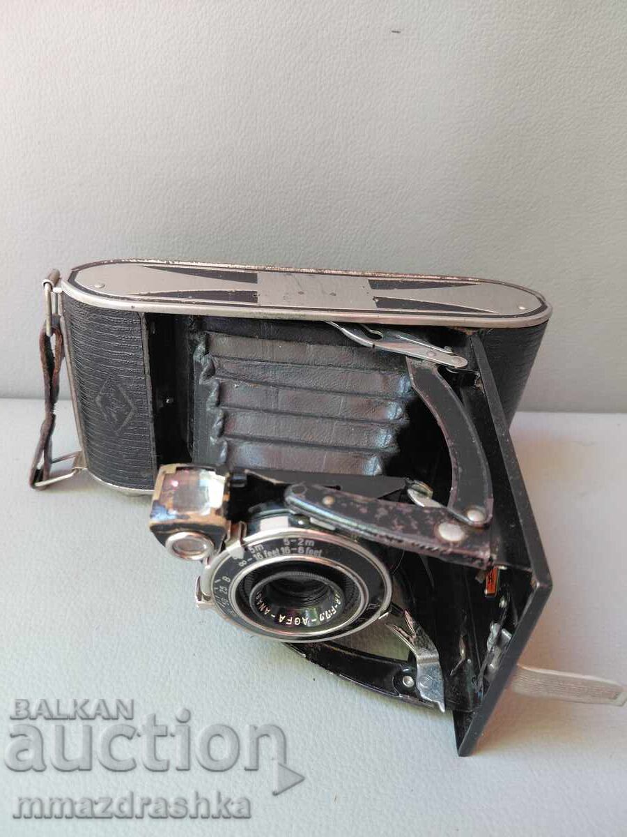 Фотоапарат Agfa Billy-Record от 30-те години на миналия век