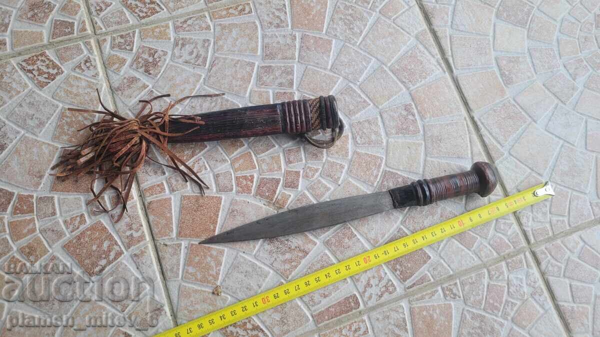 Auction  Knife, kama, dagger. Mauritanian kama