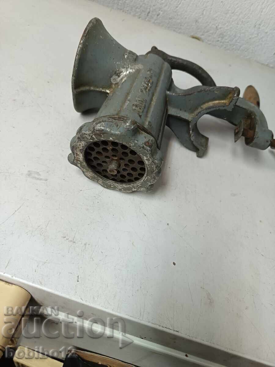 Auction  Republic manual meat grinder (vintage, metal)