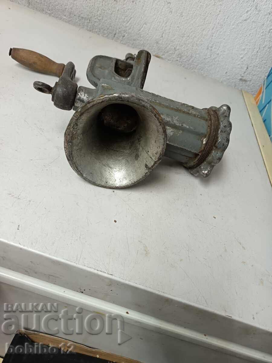 Delivery of Republic manual meat grinder (vintage, metal)